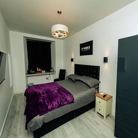 Cheerz Apartments Aberdeen Extérieur photo